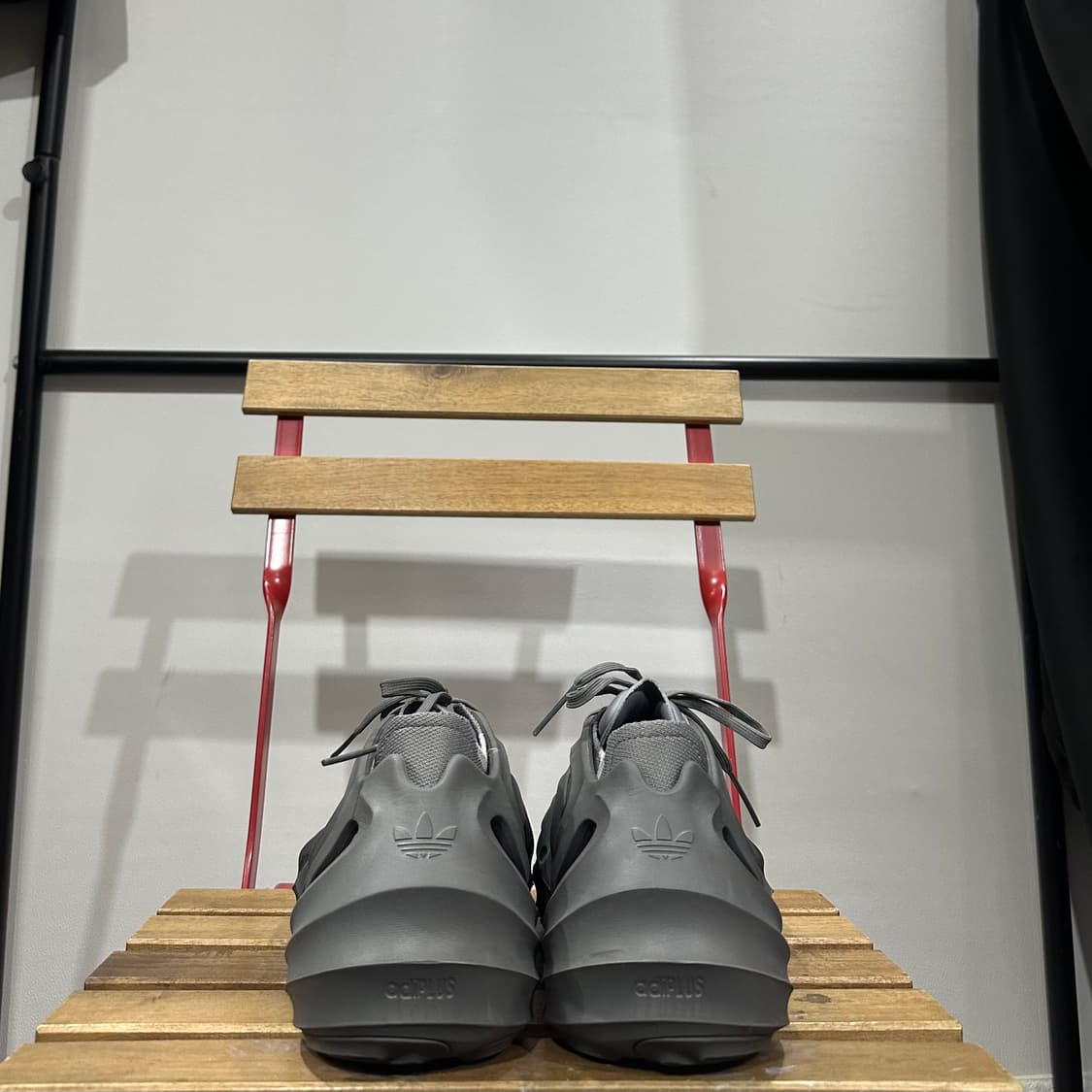 270) 아디다스 운동화 남성 남자 신발 아디폼 Q 그레이 상품이미지4
