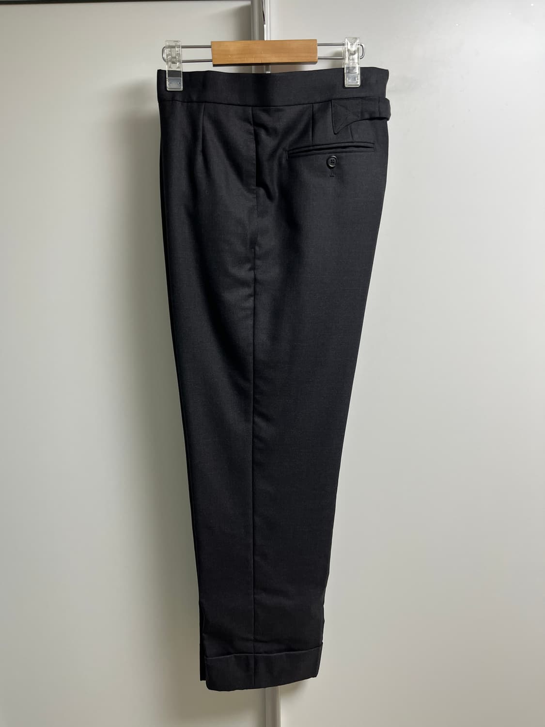 톰브라운 수트 차콜 상품이미지5