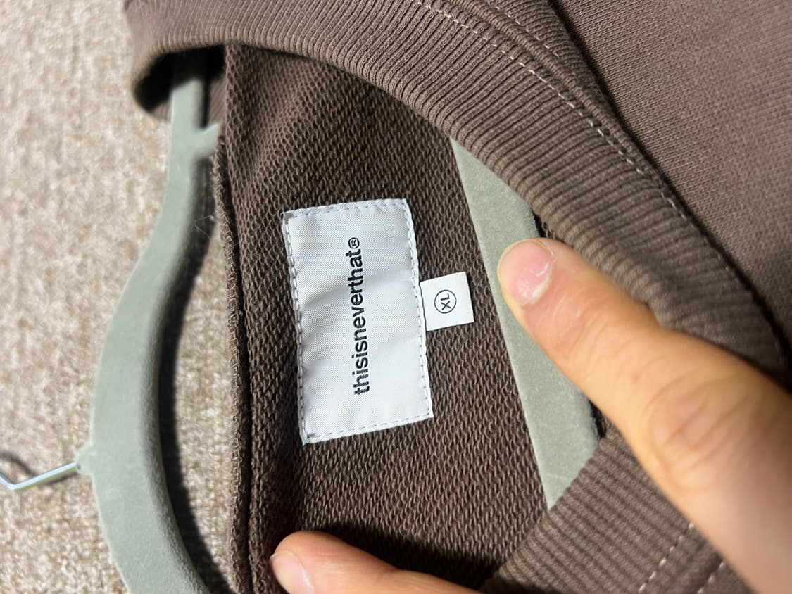 디스이즈네버댓 브라운 맨투맨 XL 상품이미지3