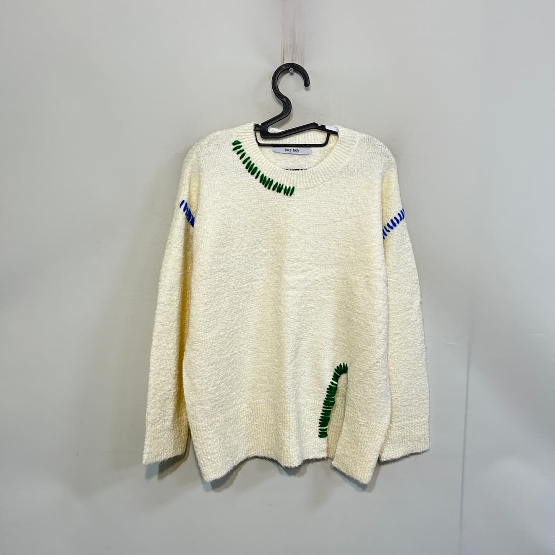 쥬시쥬디 2024 니트 아이보리 상품이미지1