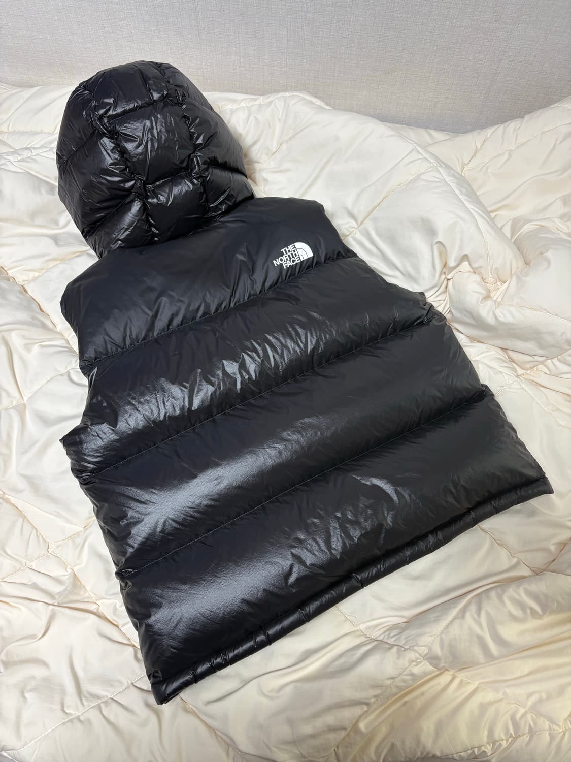 노스페이스 1996 눕시 에어 다운 베스트 블랙 상품이미지2