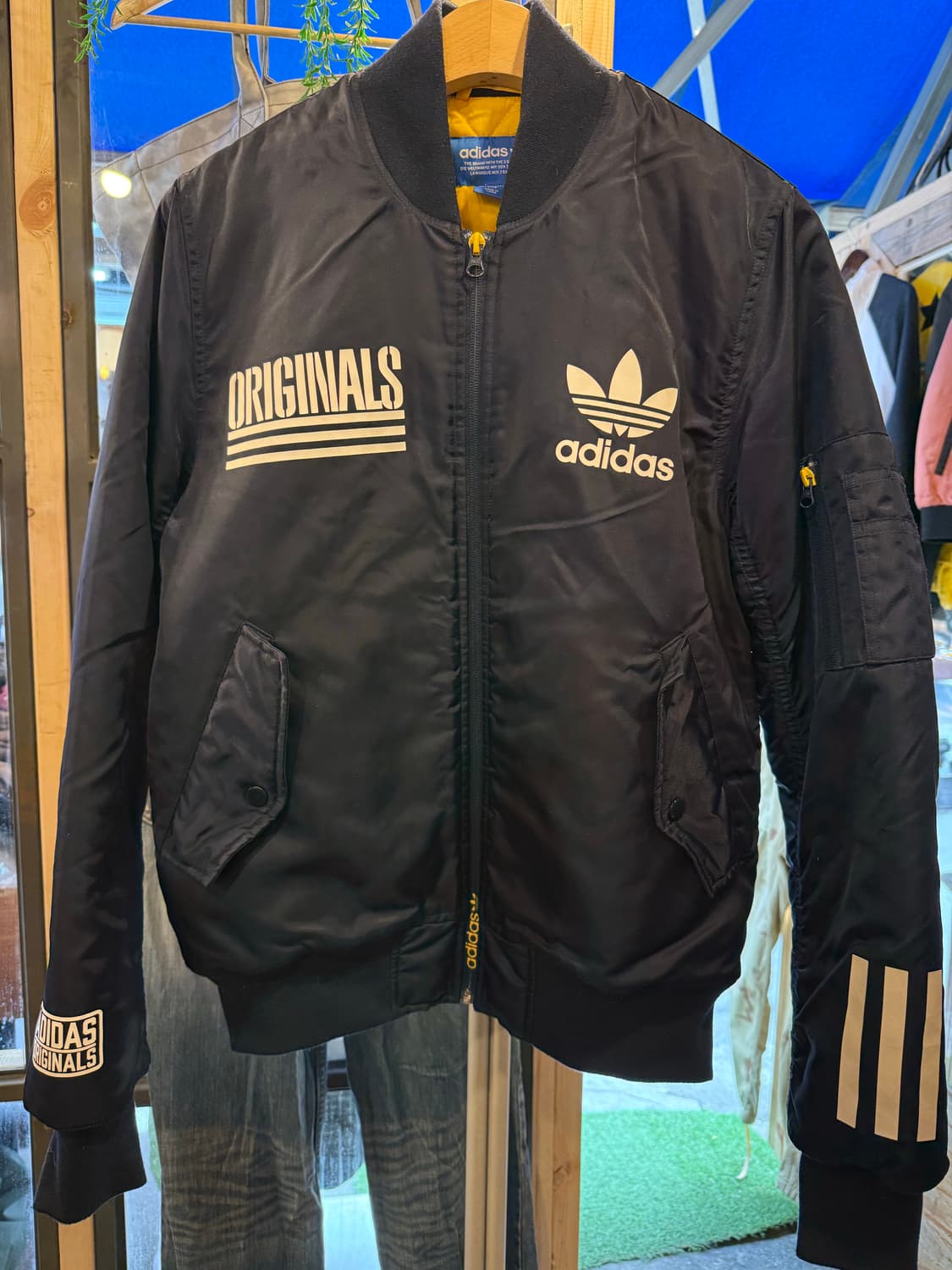 아디다스 오리지널 블랙 봄버 자켓 상품이미지1