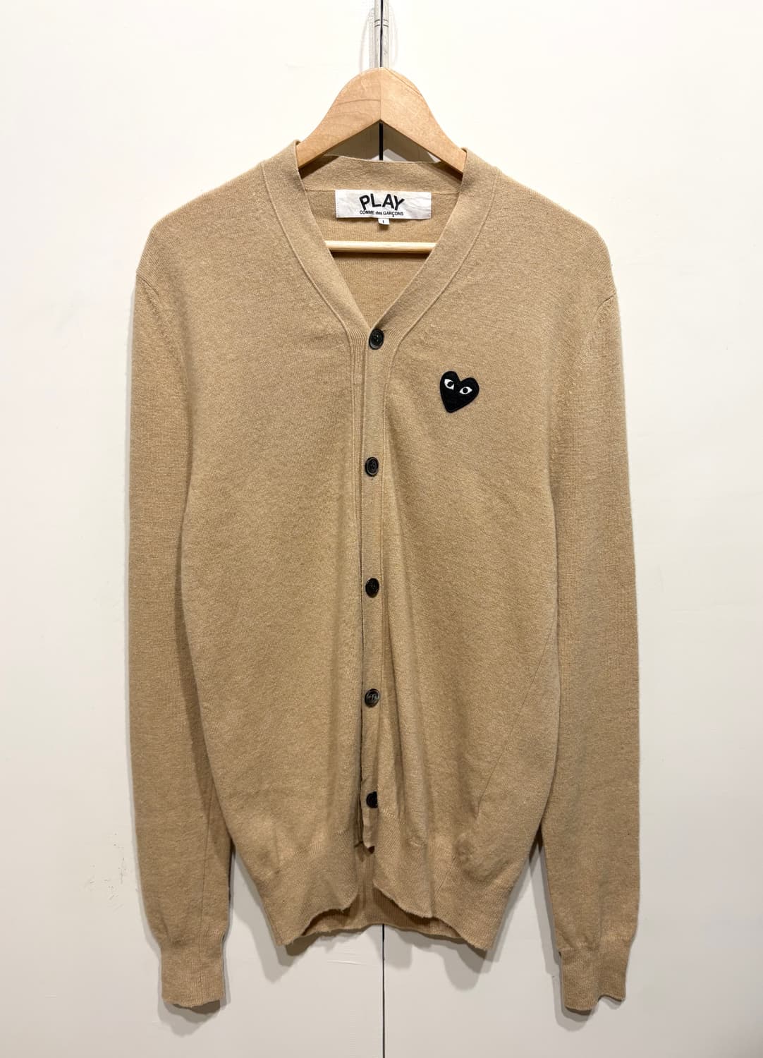 꼼데가르송 블랙 하트 니트 가디건 상품이미지1
