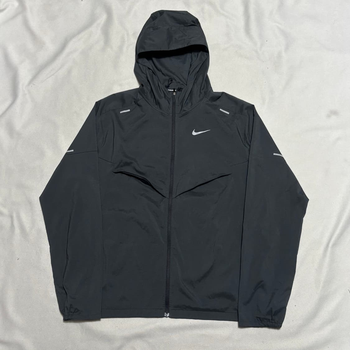 L 나이키 러닝 블랙 바람막이 상품이미지2