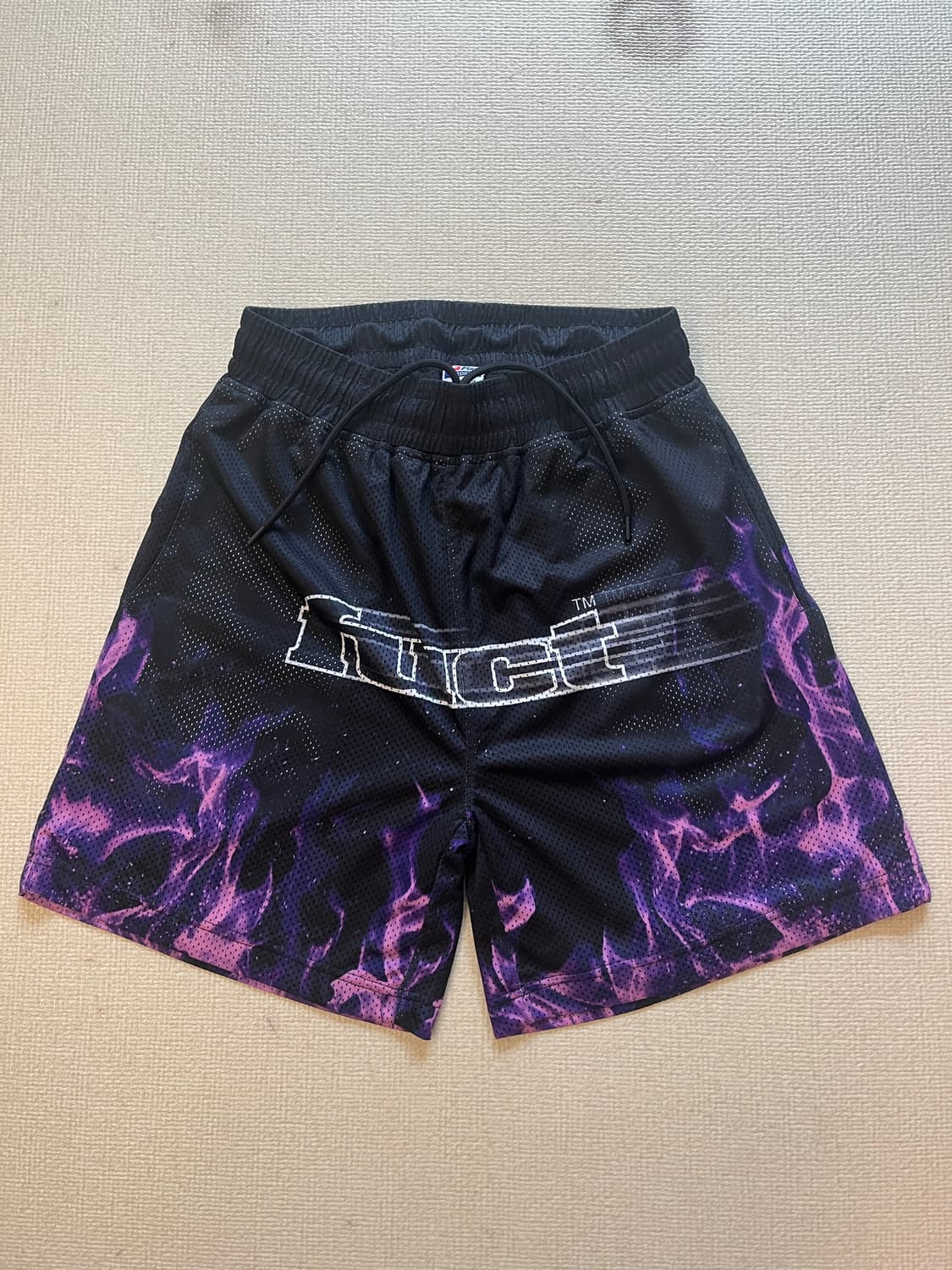 FUCT MESH FLAME PRINT SHORTS 상품이미지1