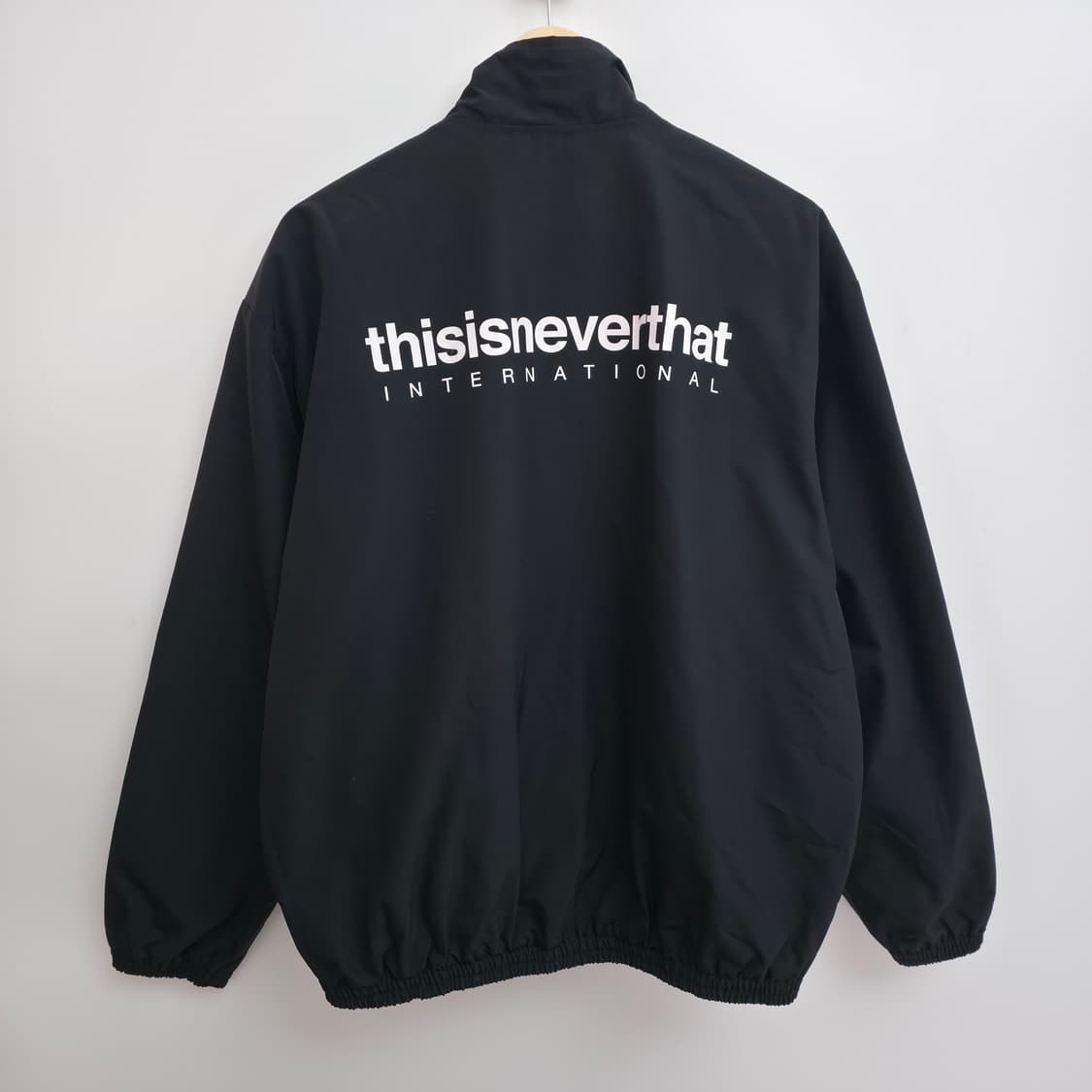 [M] 디스이즈네버댓 바람막이 블랙 집업 자켓 상품이미지4