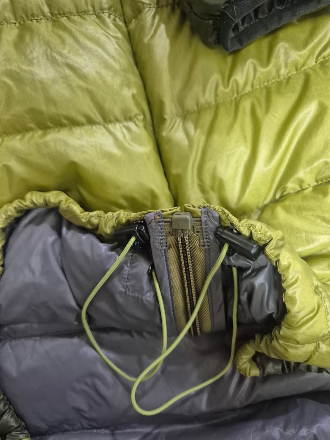 몽벨 울트라라이트 경량패딩 상품이미지8