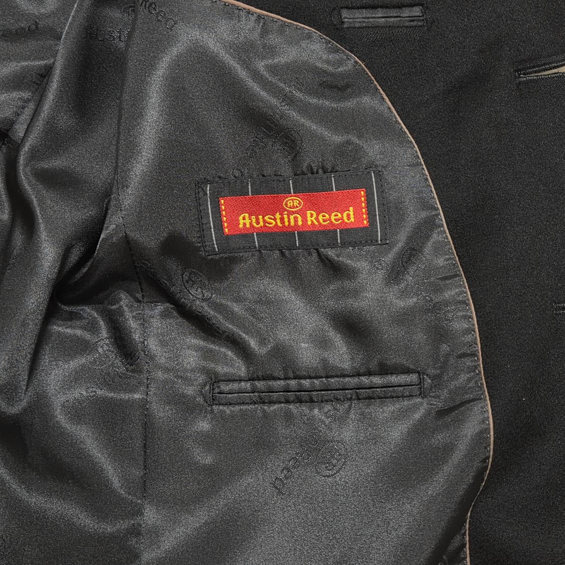 오스틴 리드 캐시미어 100% 남성 자켓 (fabric by 로로피아나) 상품이미지5