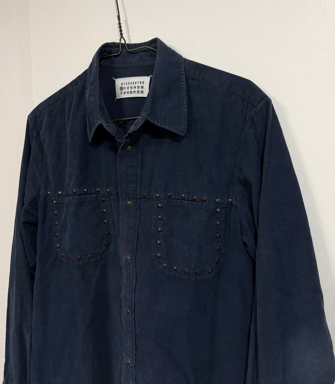 마틴 마르지엘라 아카이브 스터드 셔츠 상품이미지5