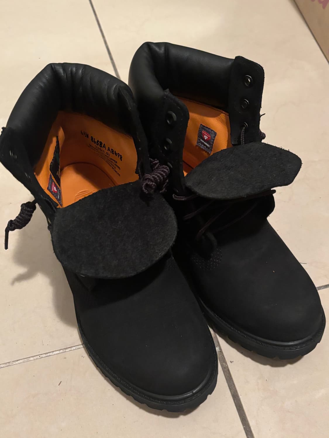 팀버랜드 6인치 워터프루프 부츠 블랙 상품이미지1