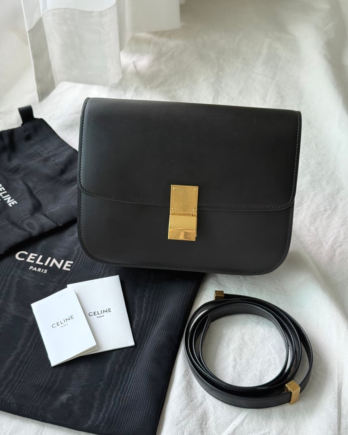 셀린느 미디엄 클래식 박스백 상품이미지2