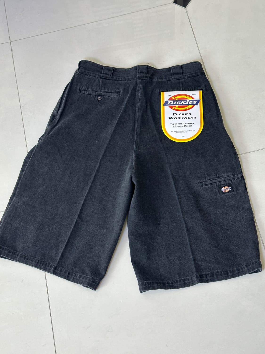 wide silhouette crostack work shorts 상품이미지7