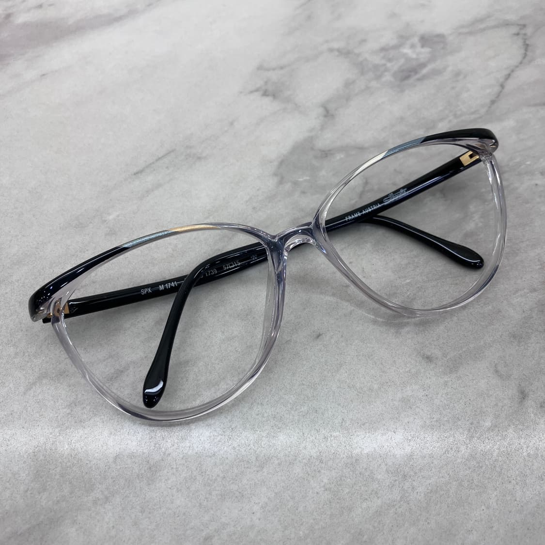C15 실루엣 Silhouette 클리어 패턴 브로우 뿔테 안경 상품이미지1
