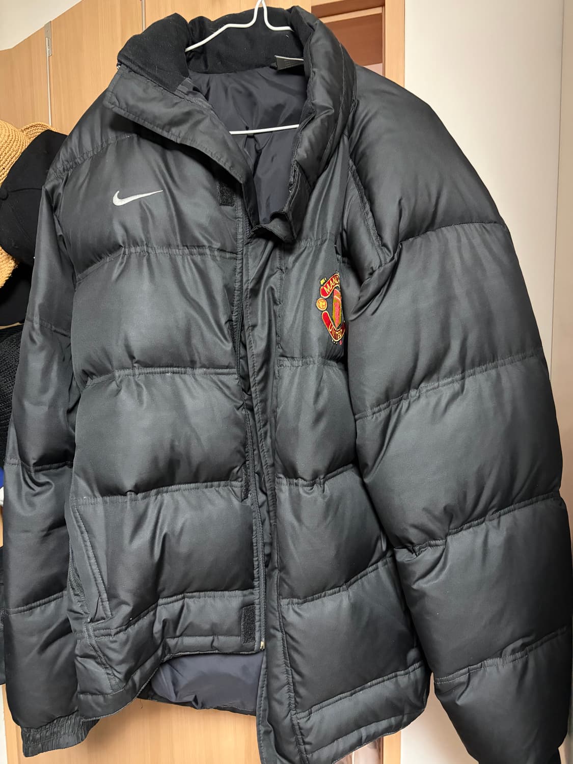 맨유 나이키 패딩 팔아요 상품이미지1