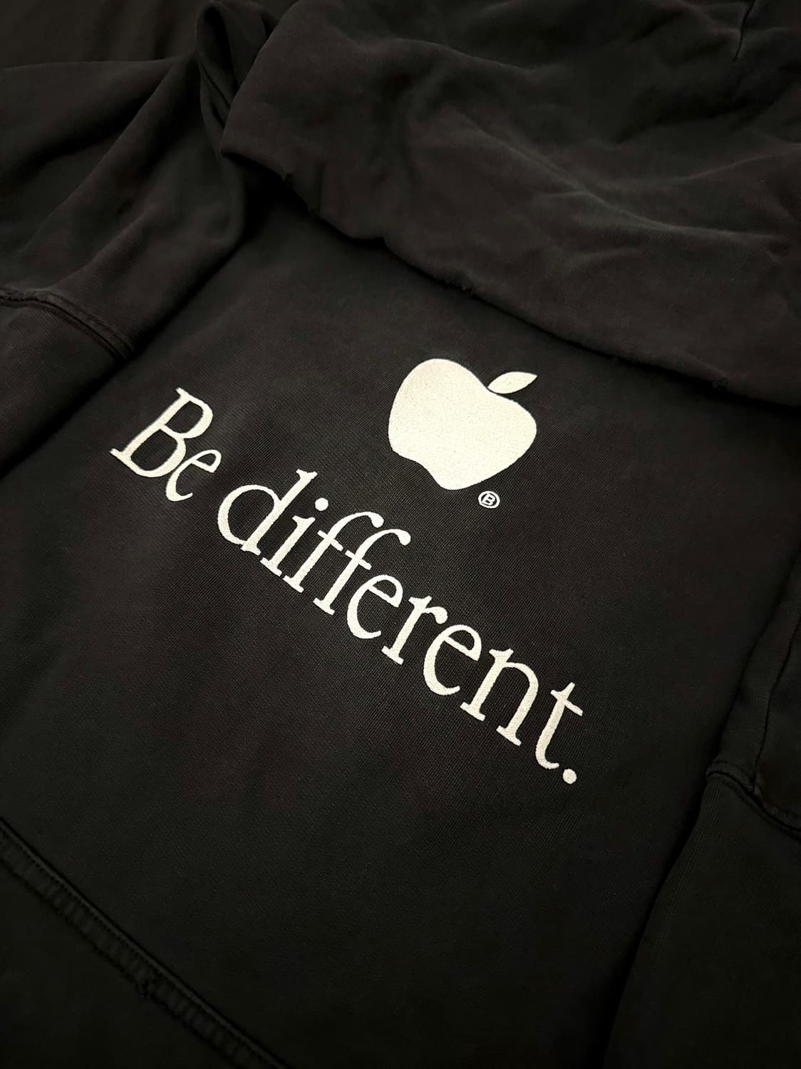 발렌시아가 애플 후드 블랙 상품이미지5