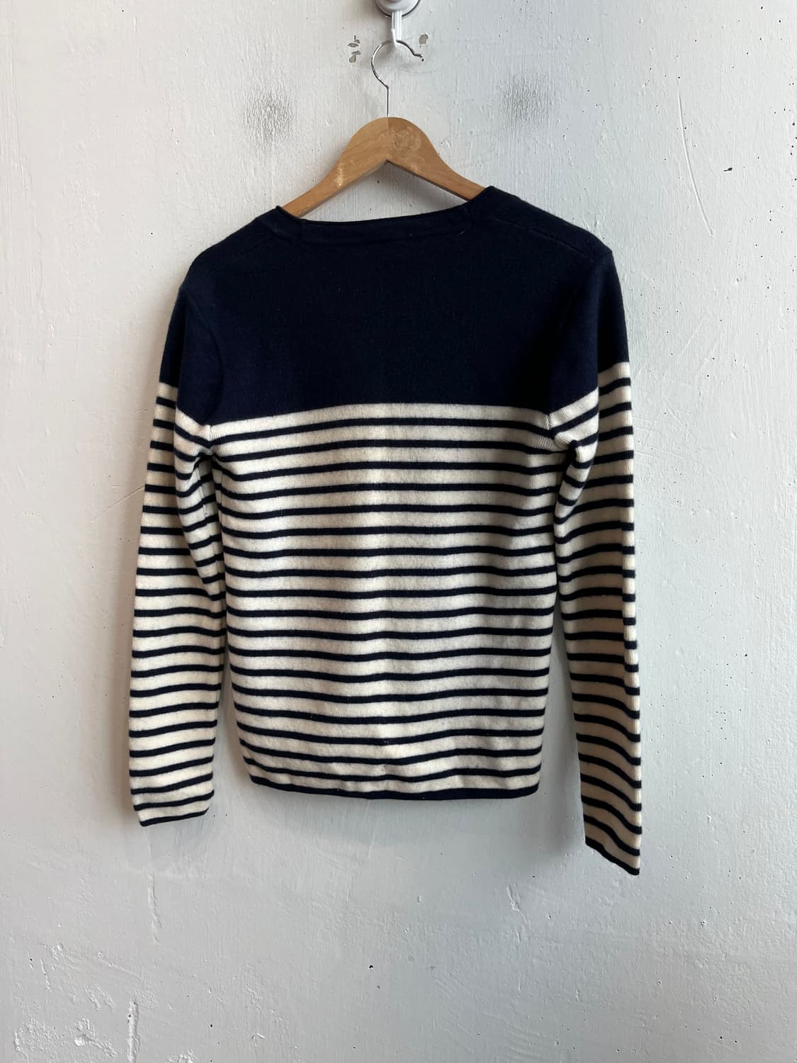 라코스테 여성 스트라이프 퓨어울 가디건 3 상품이미지3