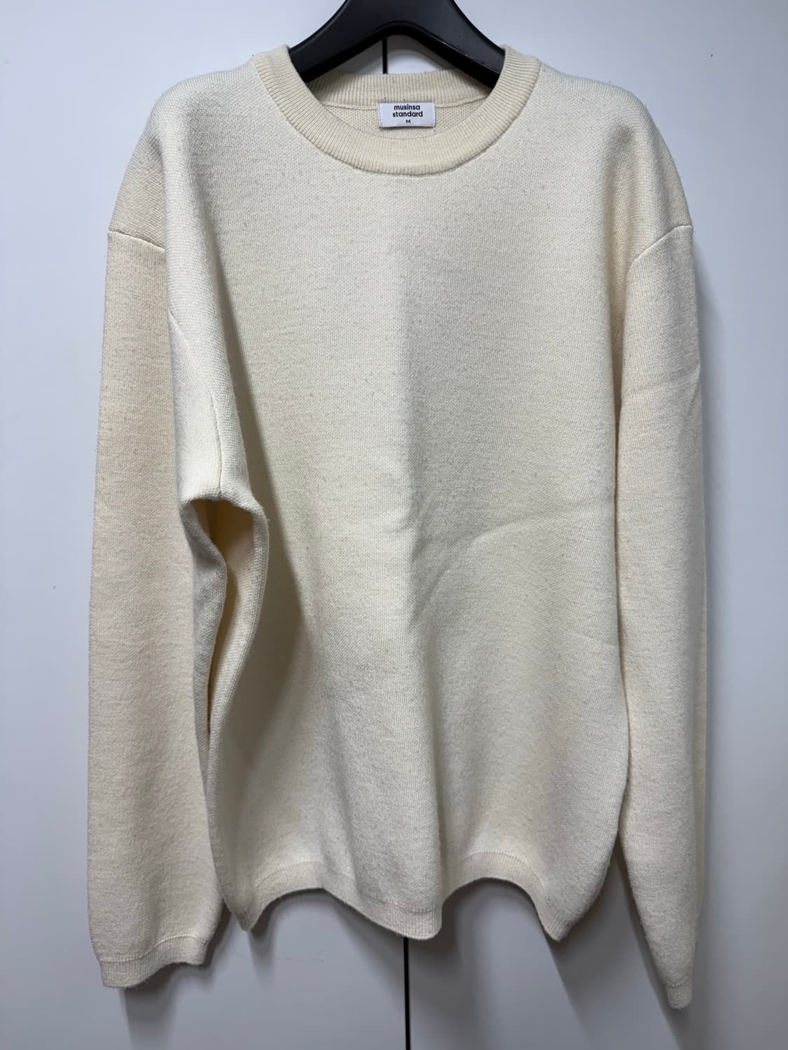 무신사 스탠다드 미니멀 크루 넥 니트 M 상품이미지3
