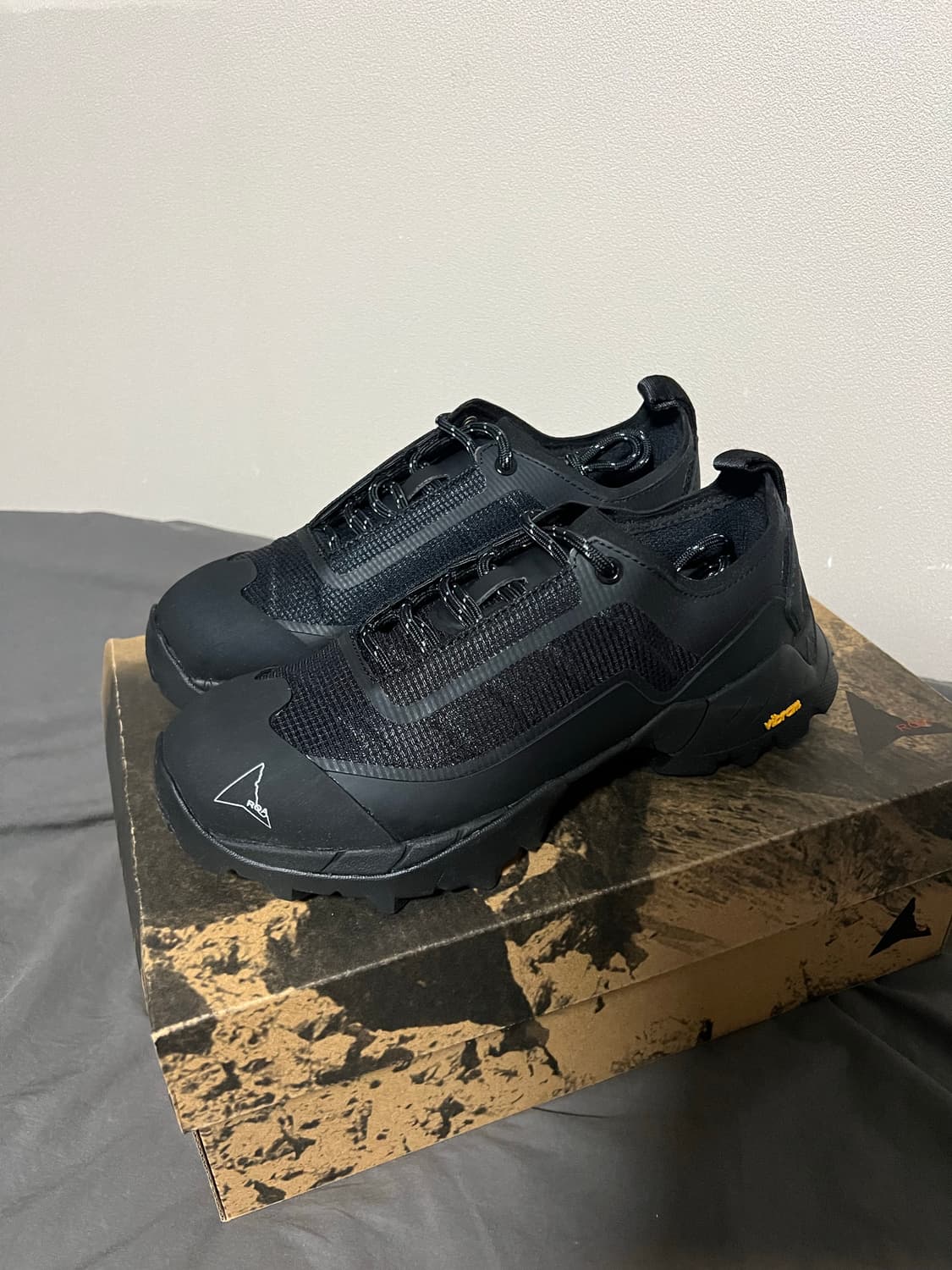 (36) 로아 카타리나 라이트 블랙 새상품 상품이미지1