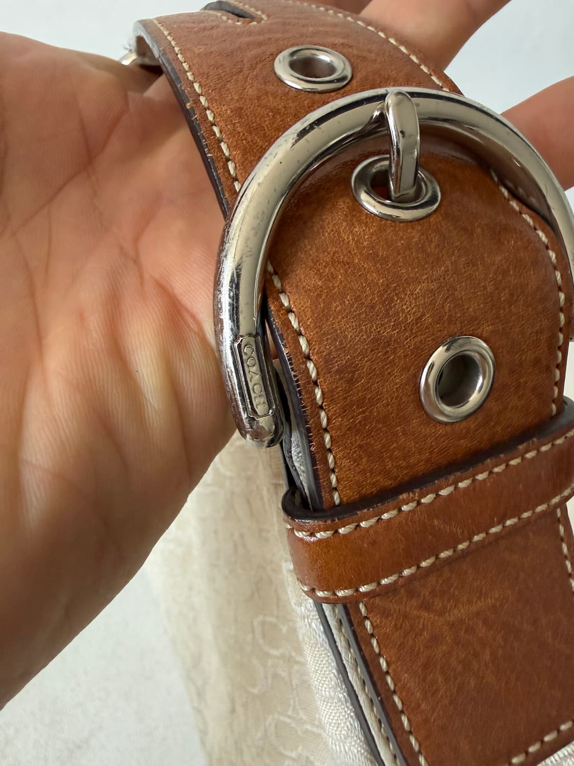 코치(COACH) 모노그램 레더 숄더백 상품이미지7