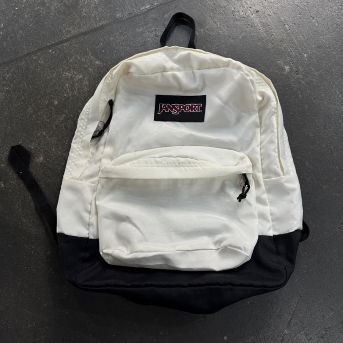 잔스포츠 화이트 백팩 상품이미지1