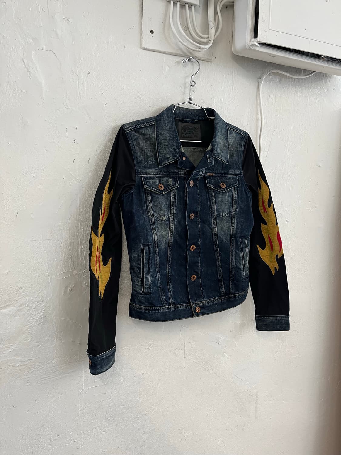 디젤 컬렉션 플레임 데님 자켓 상품이미지2