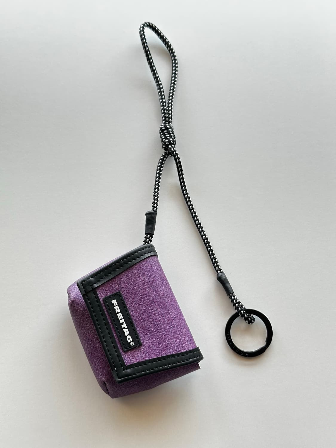 새제품 Freitag 프라이탁 미니 키링 판매(에어팟파우치) 상품이미지5