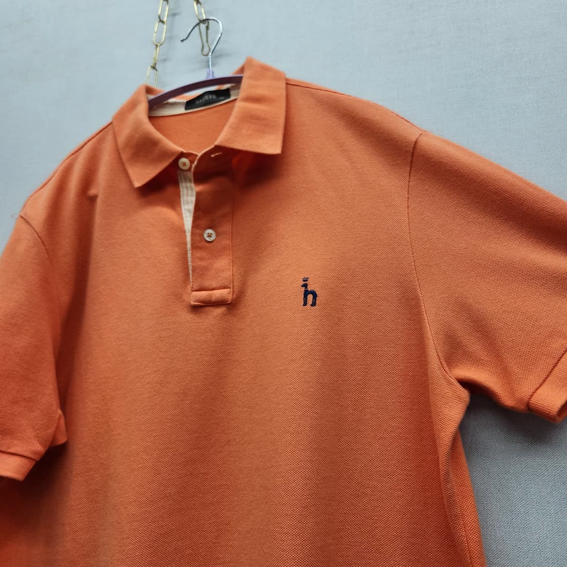 헤지스 로고자수 반팔카라 100(L) 상품이미지3