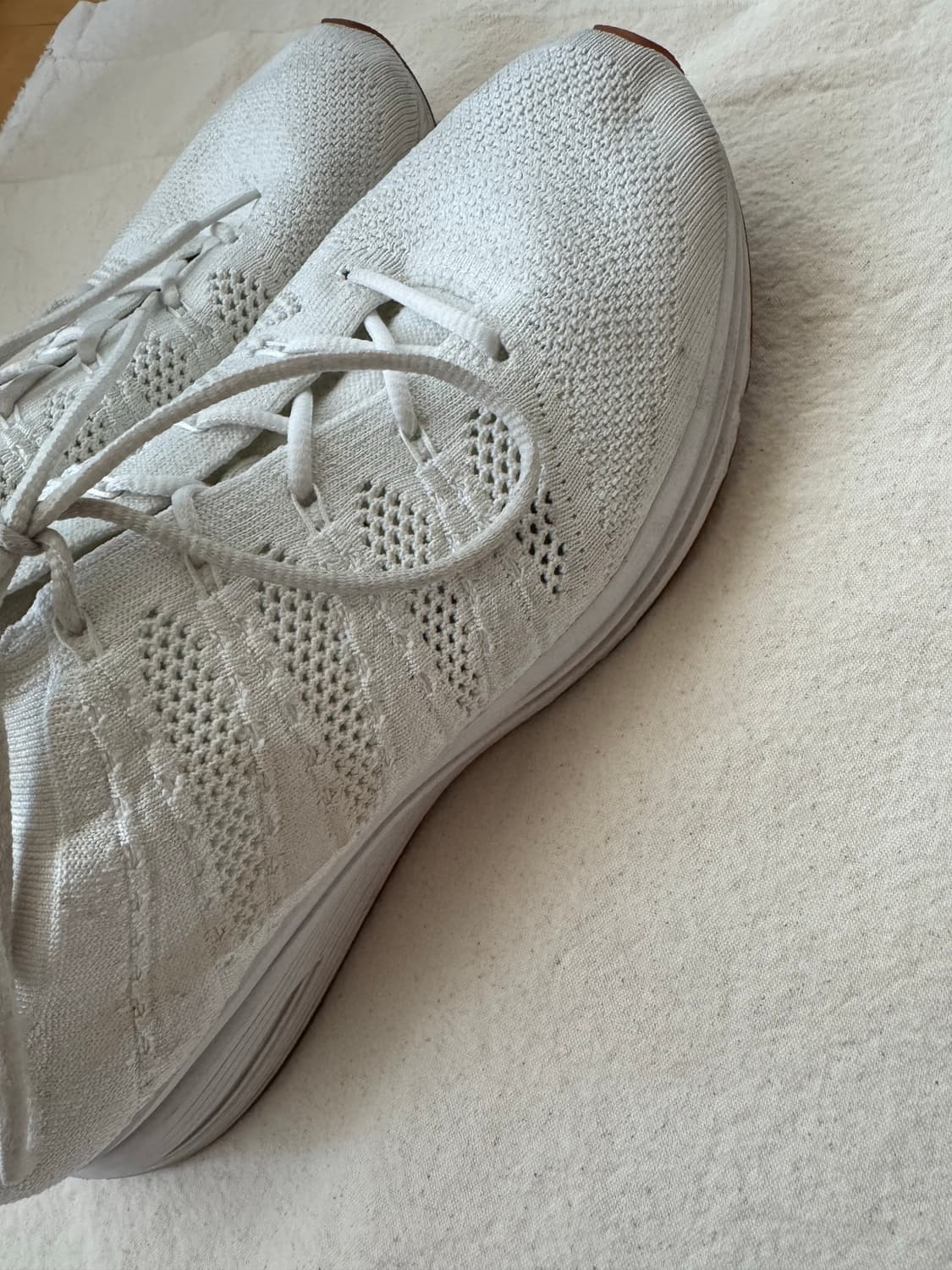 나이키 플라이니트 트레이너 흰색 275mm 상품이미지3