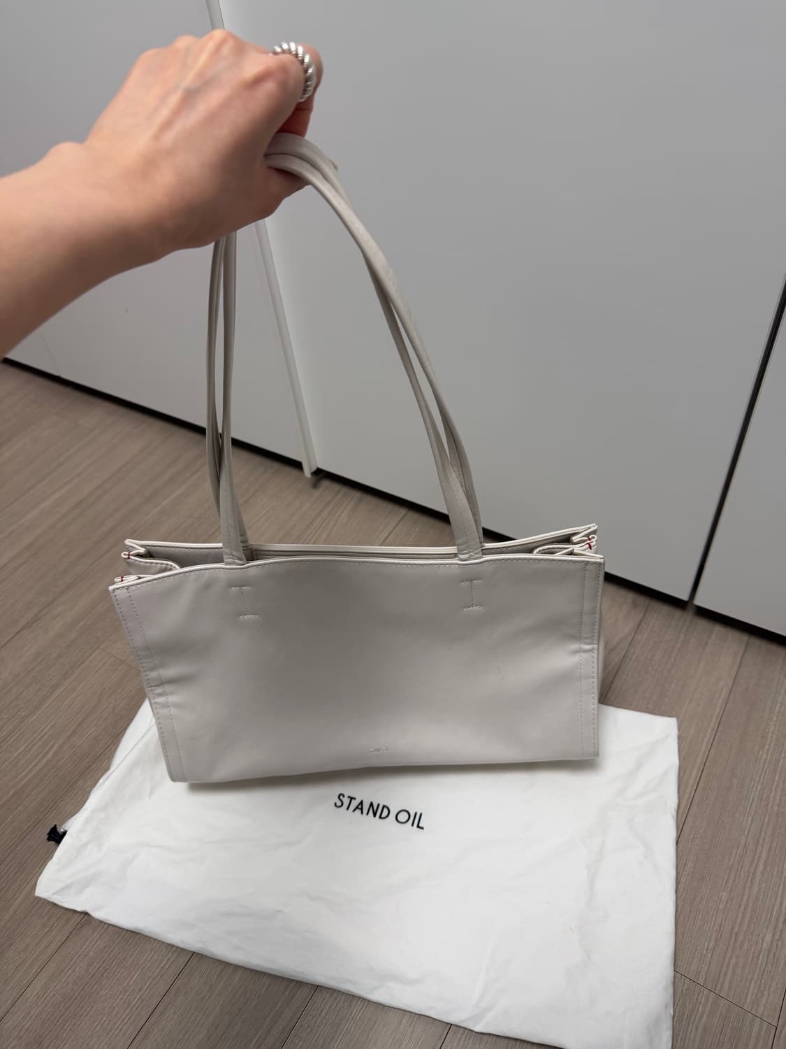 스탠드오일 오블롱백(아이보리) 상품이미지3