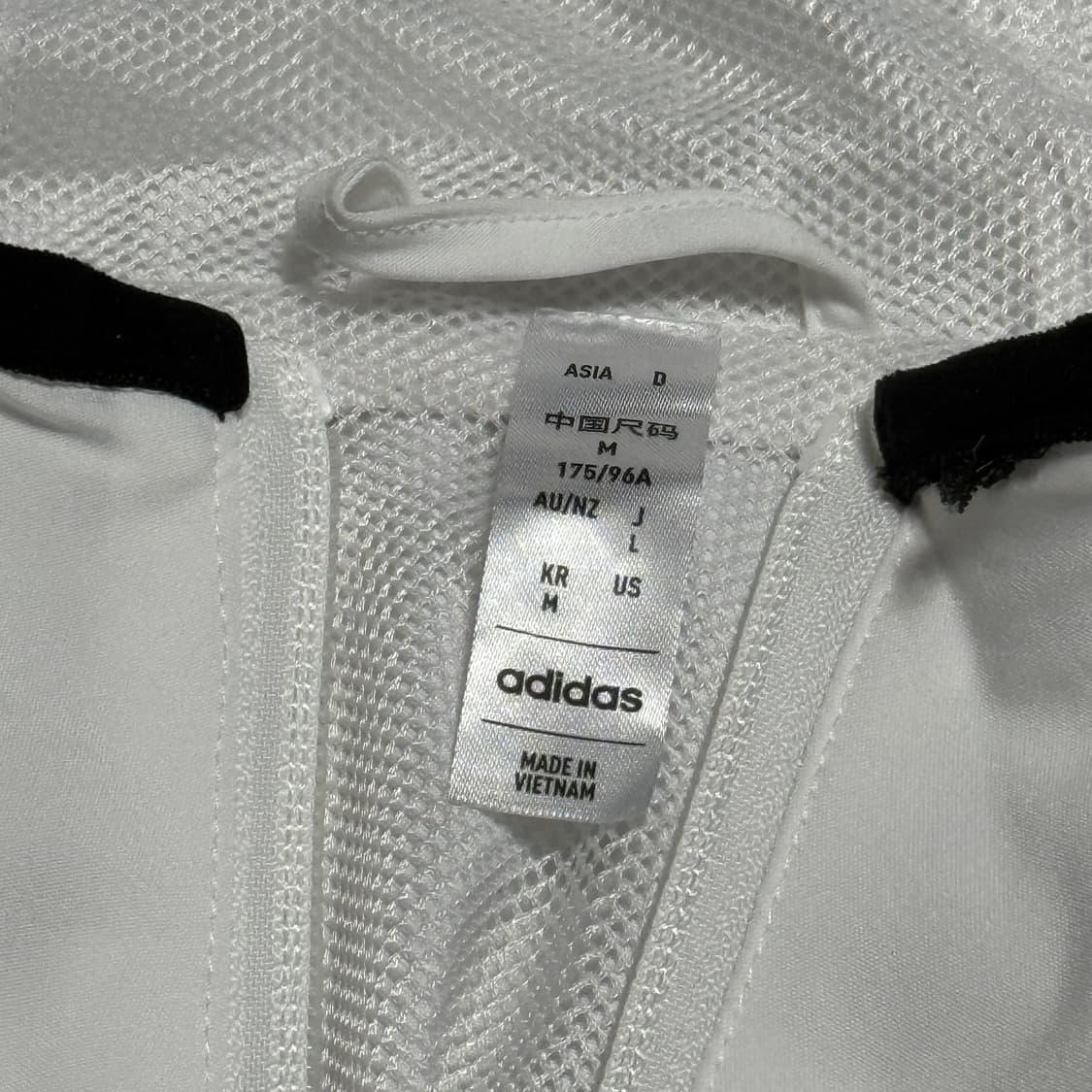 M 아디다스 첼시 화이트 후드 트랙탑 상품이미지4
