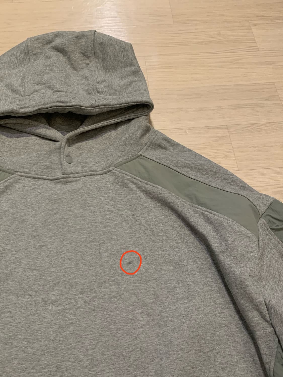 엑스톤즈(XTONZ) 루즈핏 셔링 후드티 상품이미지7