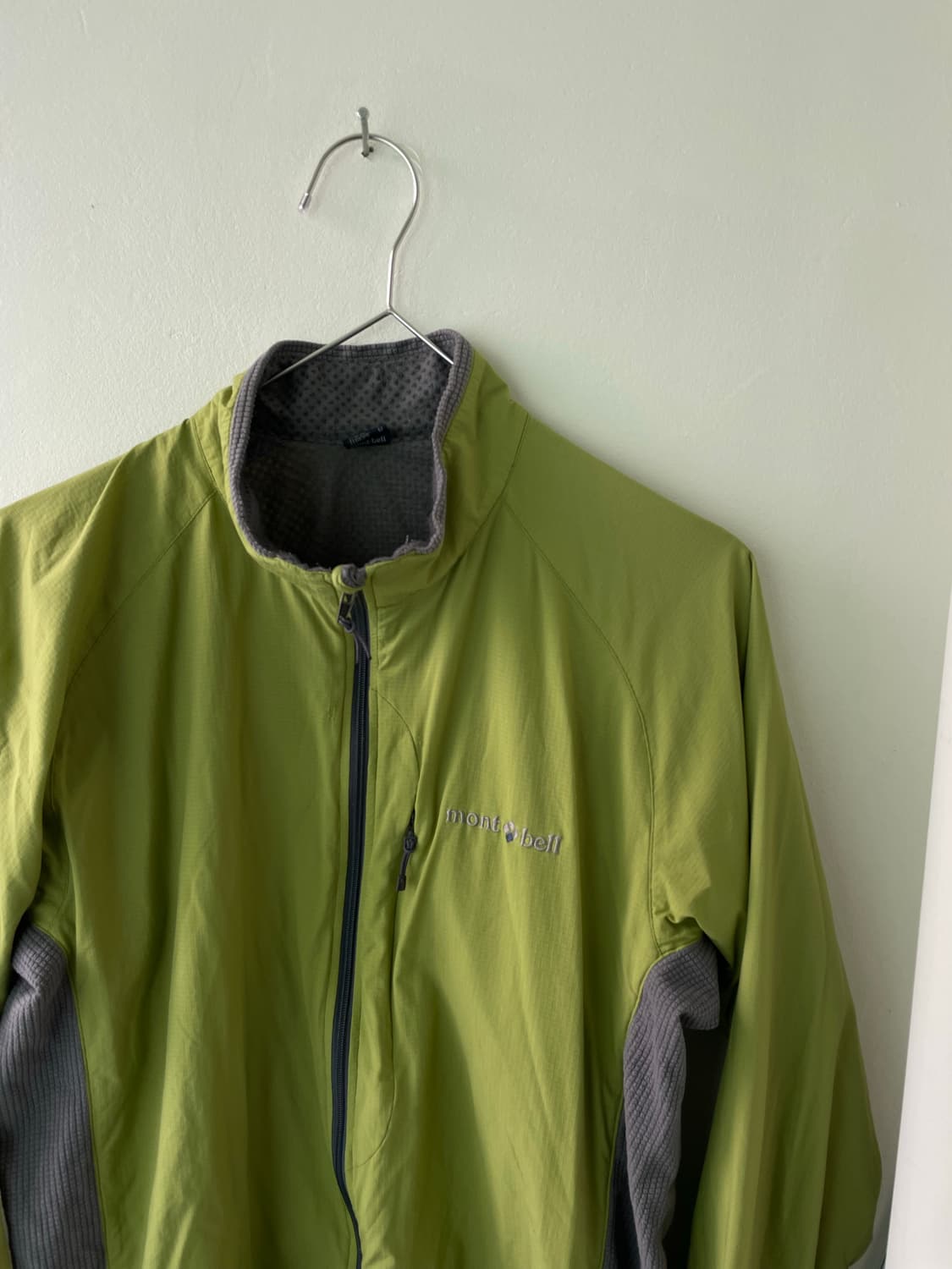 몽벨 풀집업 상품이미지1