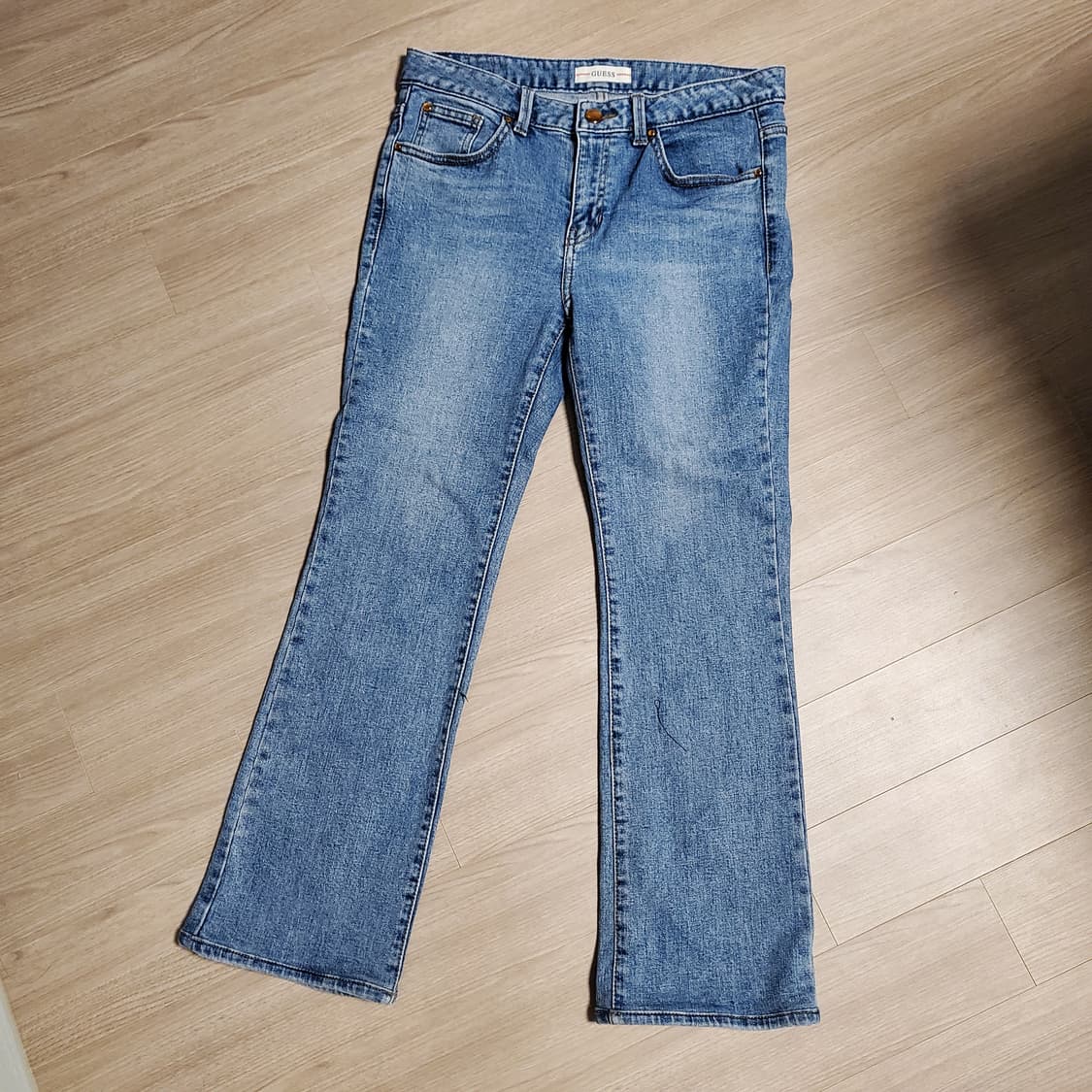 게스 여성 데님 슬림 부츠컷 상품이미지3