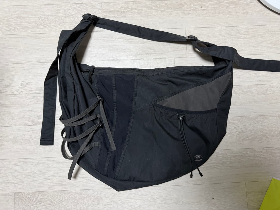 산산기어 크로스 바디백 상품이미지2