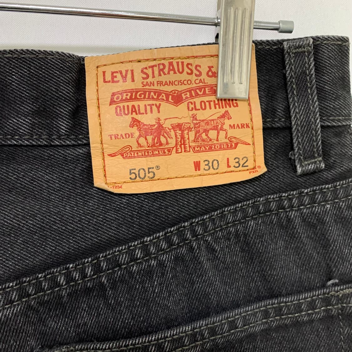 리바이스 블랙 데님 Regular Fit 505 빈티지 흑청 30인치 상품이미지5
