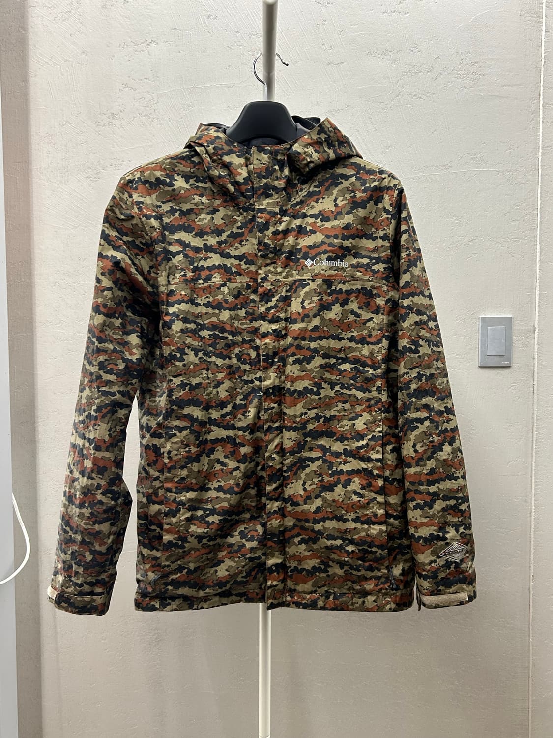 컬럼비아 옴니테크 방풍 카모플라쥬 자켓 상품이미지2