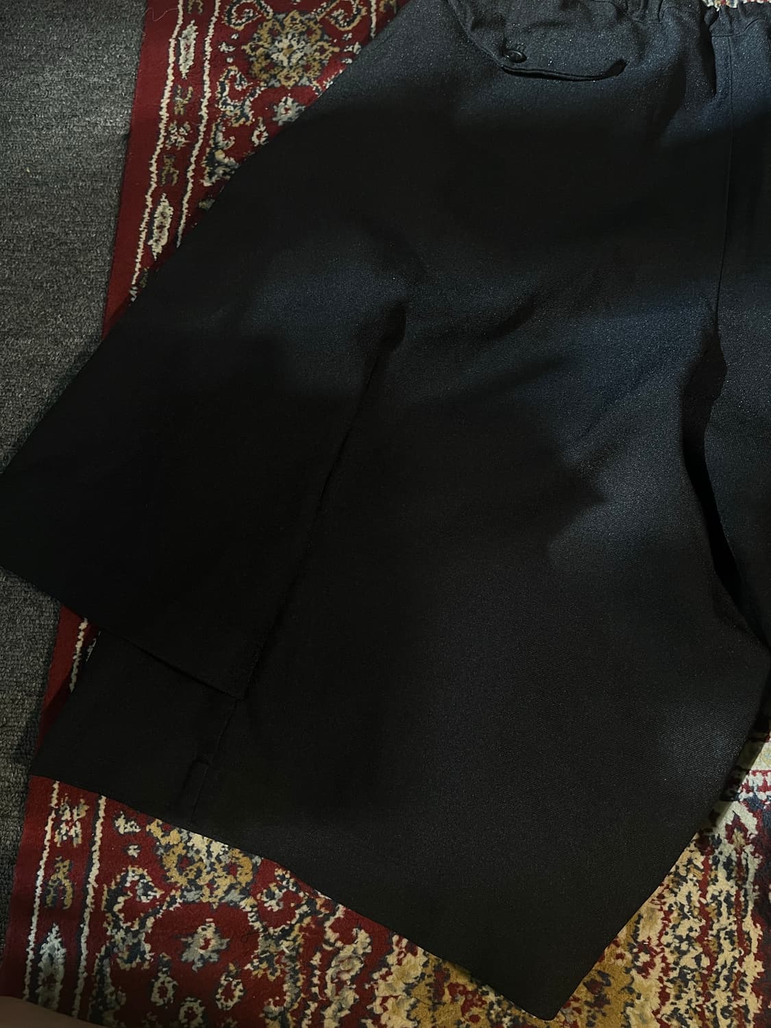 comme des garcons black 레이어드 축융 폴리 쇼츠 상품이미지3