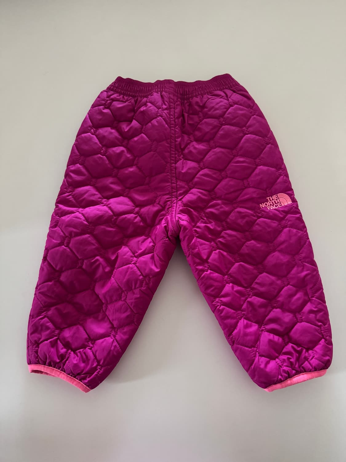 노스페이스 키즈 리버시블 패딩 팬츠 상품이미지1