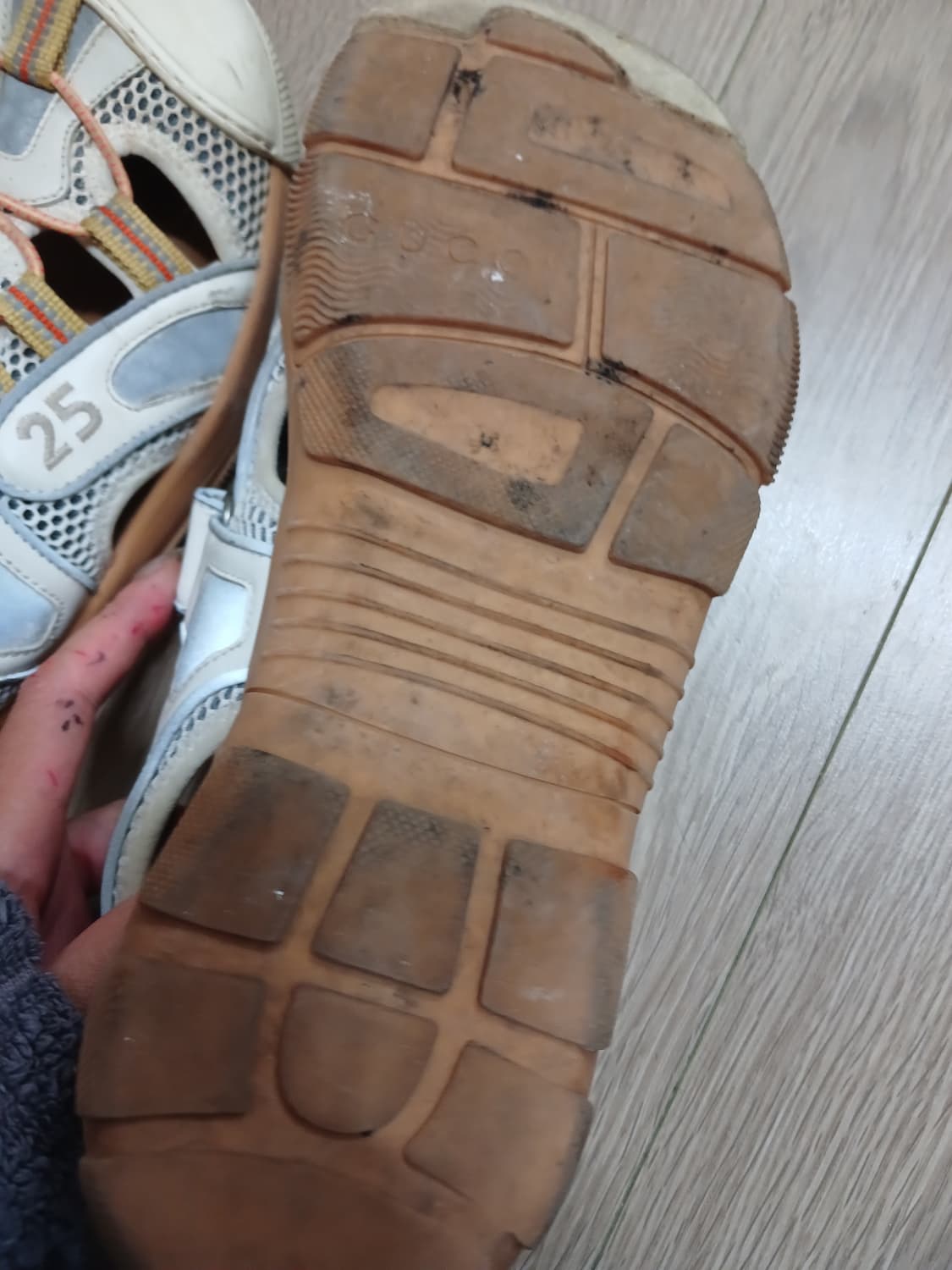 구찌 어글리ㅜ샌즐  260 상품이미지6