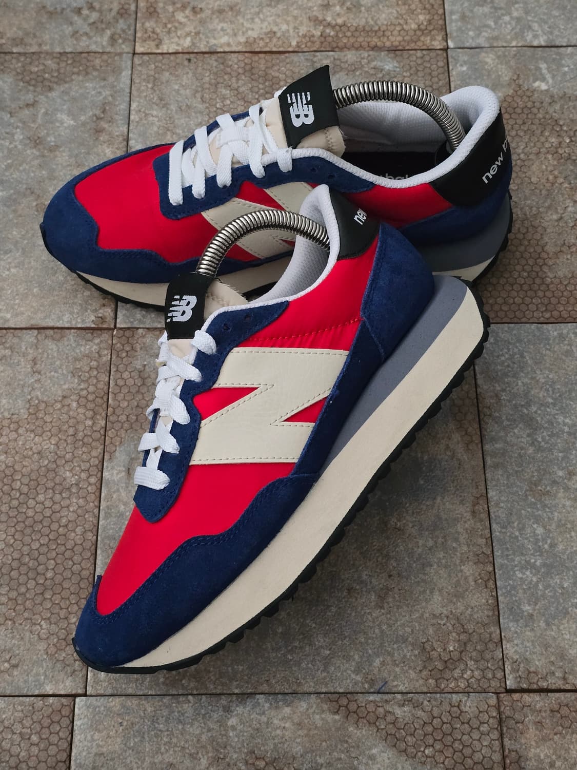 (230)뉴발란스 237 벨로시티 레드  상품이미지3