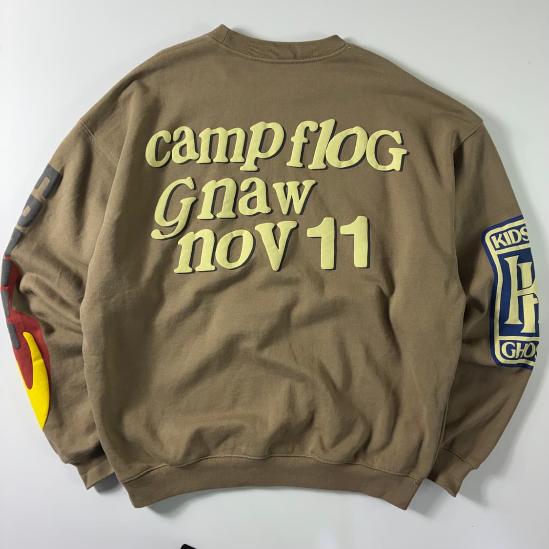 Ye x kid  칸예웨스트 CFPM 고스트 맨투맨l 상품이미지4