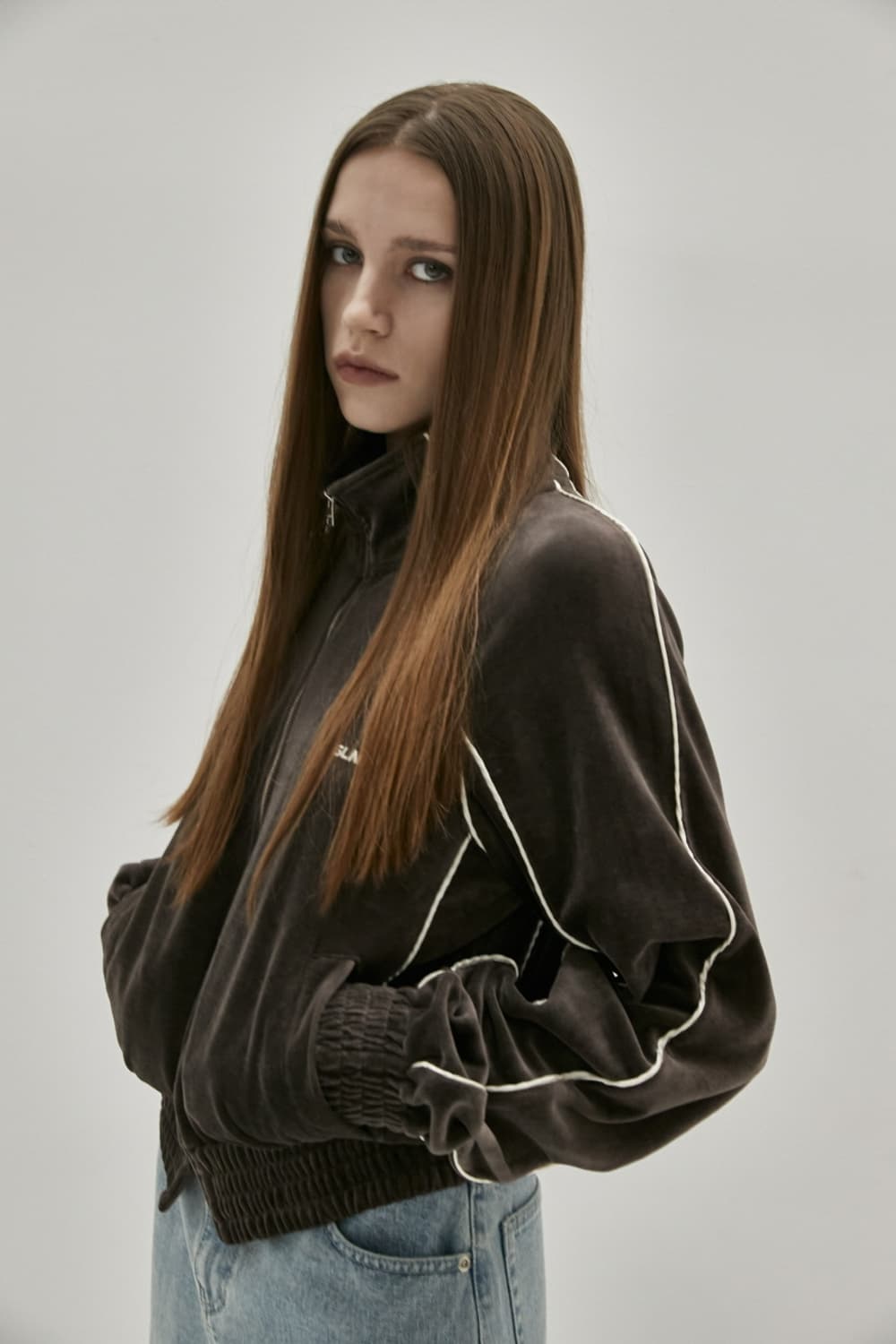 인사일런스 우먼 벨로아 트랙 집업 BROWN 상품이미지1