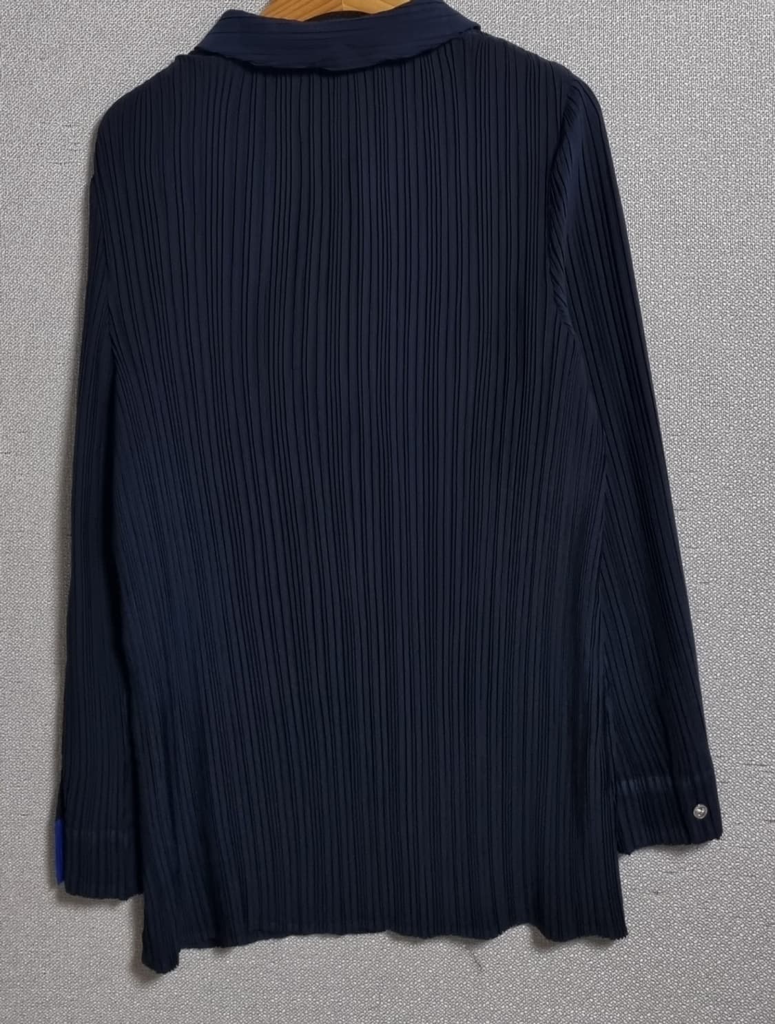 105 (88) 크로커다일 다크네이비 플리츠 가디건 상품이미지3