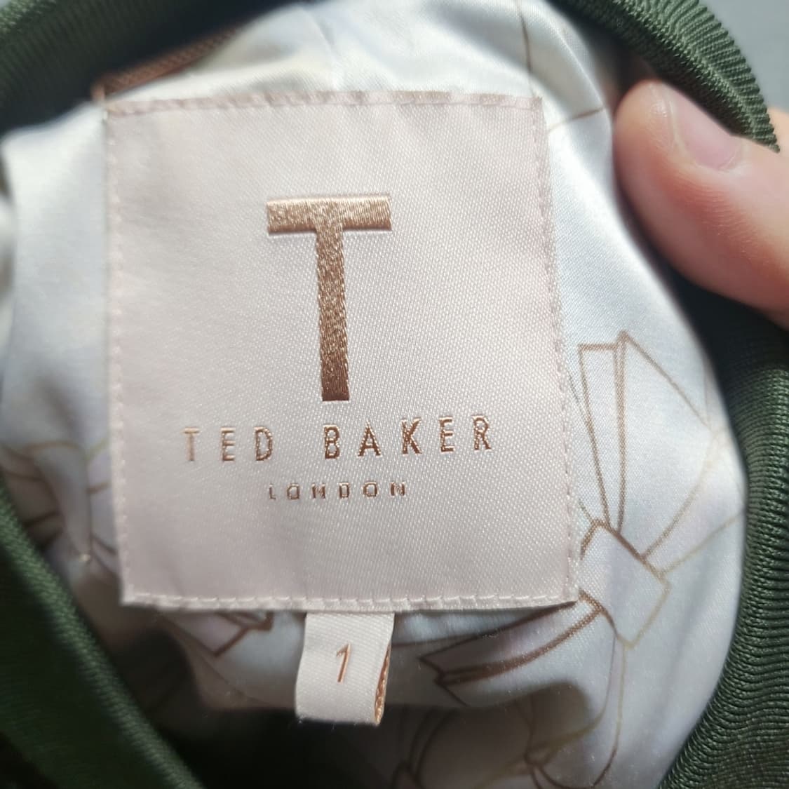 [S] 테드베이커 Ted Baker 퀼팅 봄버 자켓  상품이미지3