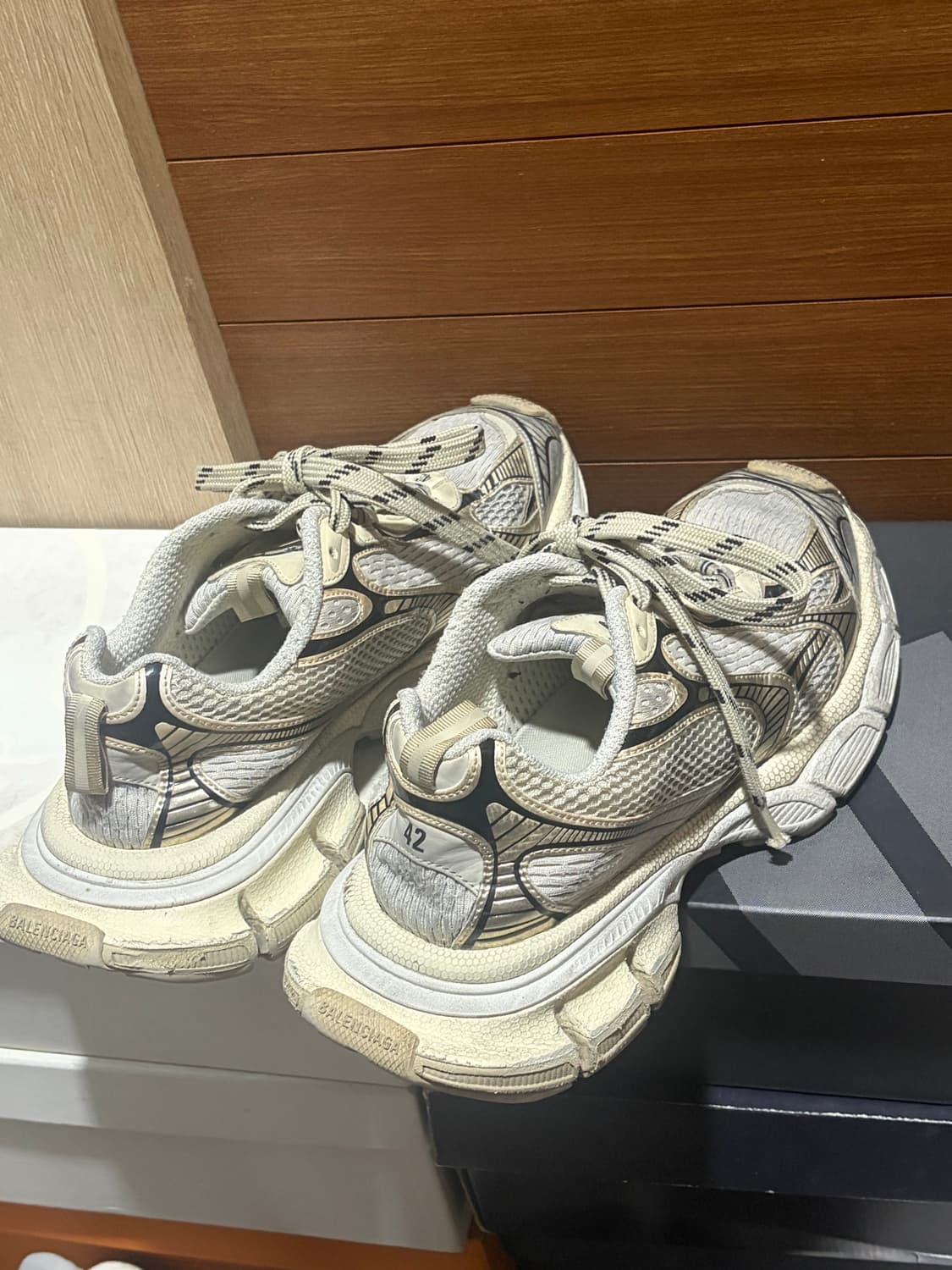 발렌시아가 3xl 에그쉘 (베이지) 42 상품이미지3