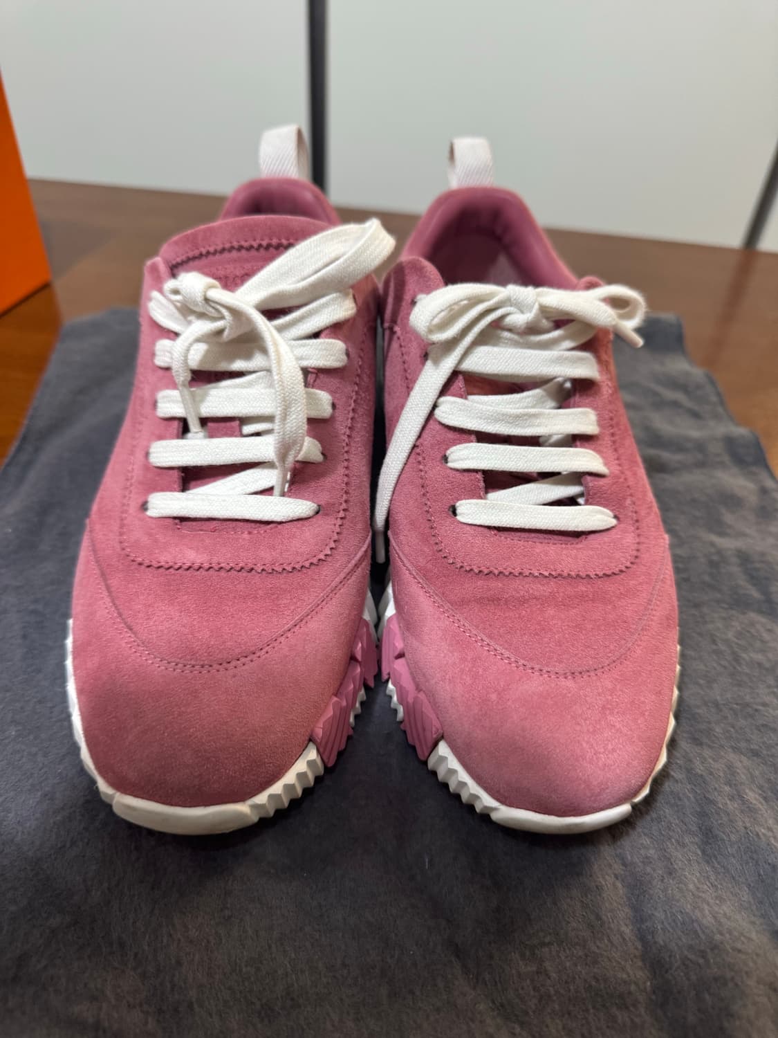 에르메스 바운싱 스니커즈 37.5 상품이미지7