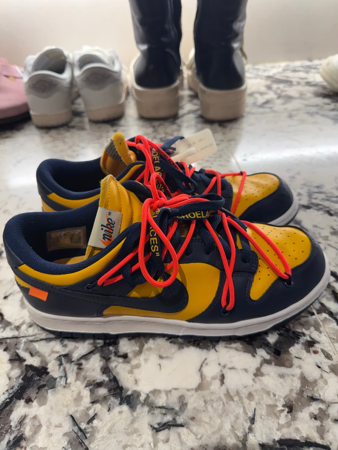 나이키 오프화이트 덩크 로우 남노 상품이미지4