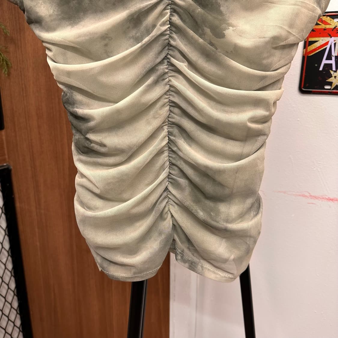 Pale Green Tie-Dye Shirred Mock Neck Top 상품이미지4