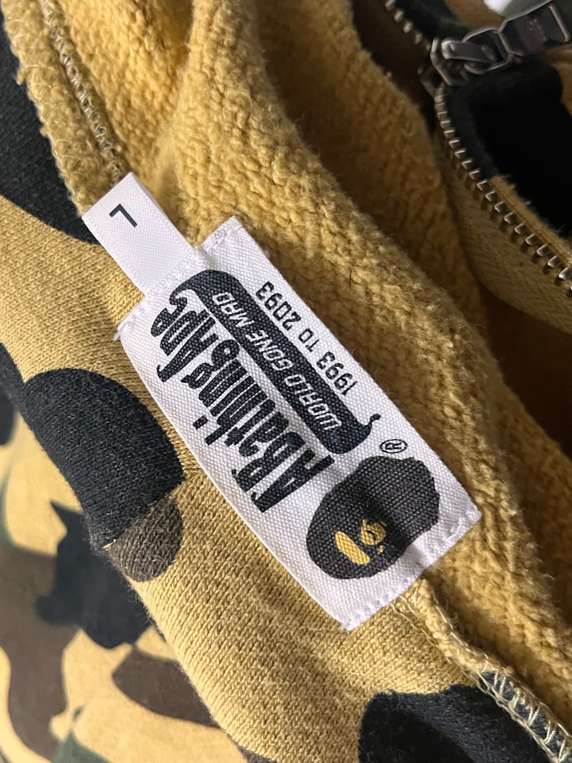 베이프 황계 샤크 후드집업 상품이미지3