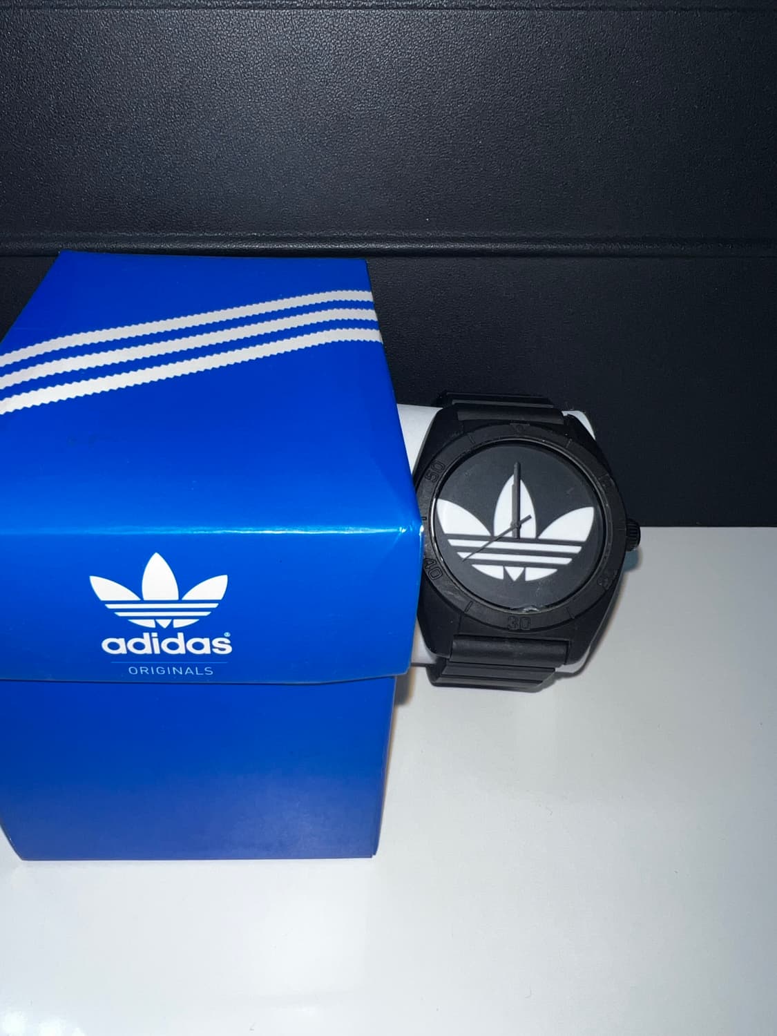 아디다스 시계 상품이미지1